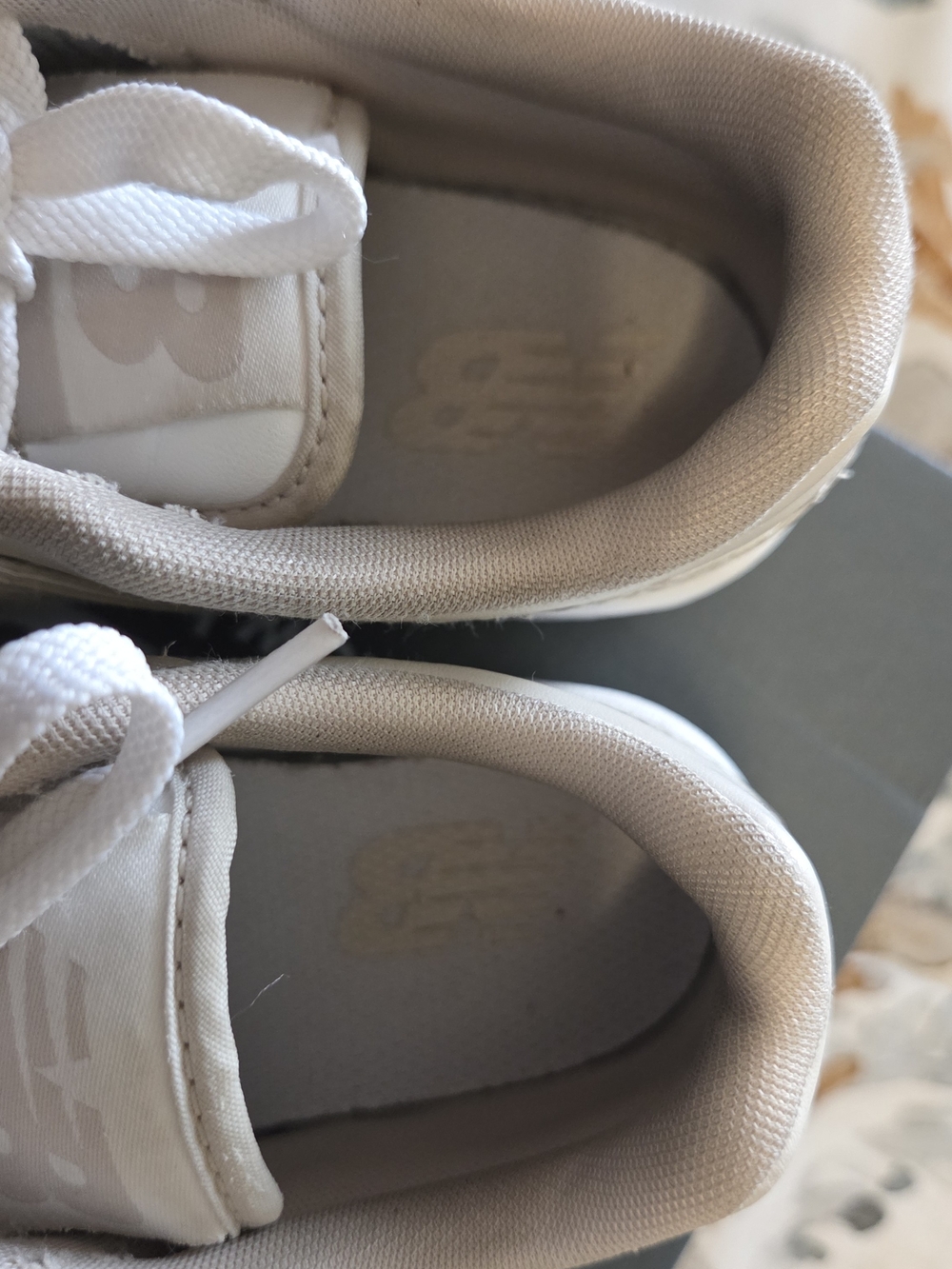 New Balance Kids Beige and White Sneakers - Picture 5 of 12